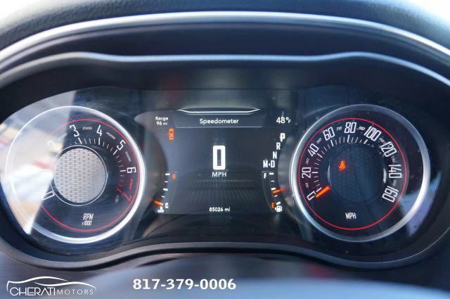 Vehicle image 10 of 31