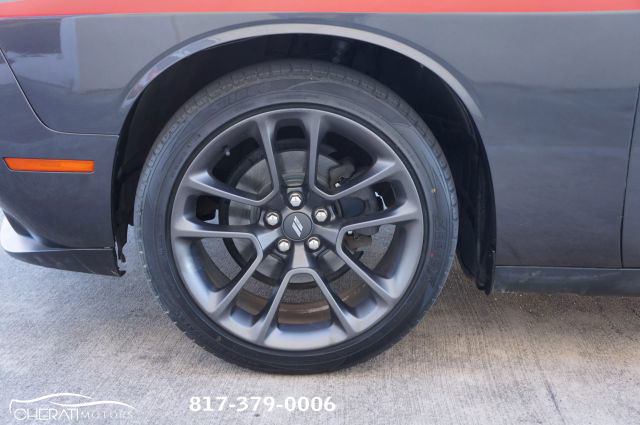 Vehicle image 29 of 31