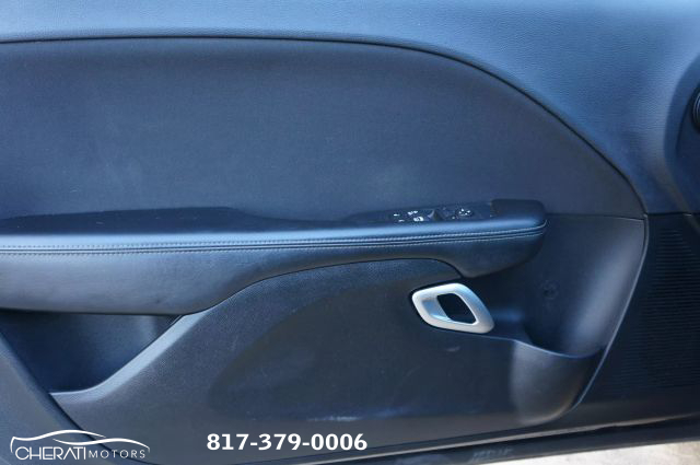 Vehicle image 19 of 31