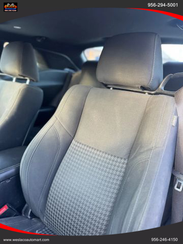 2016 Dodge Challenger SXT Image 15 of 20