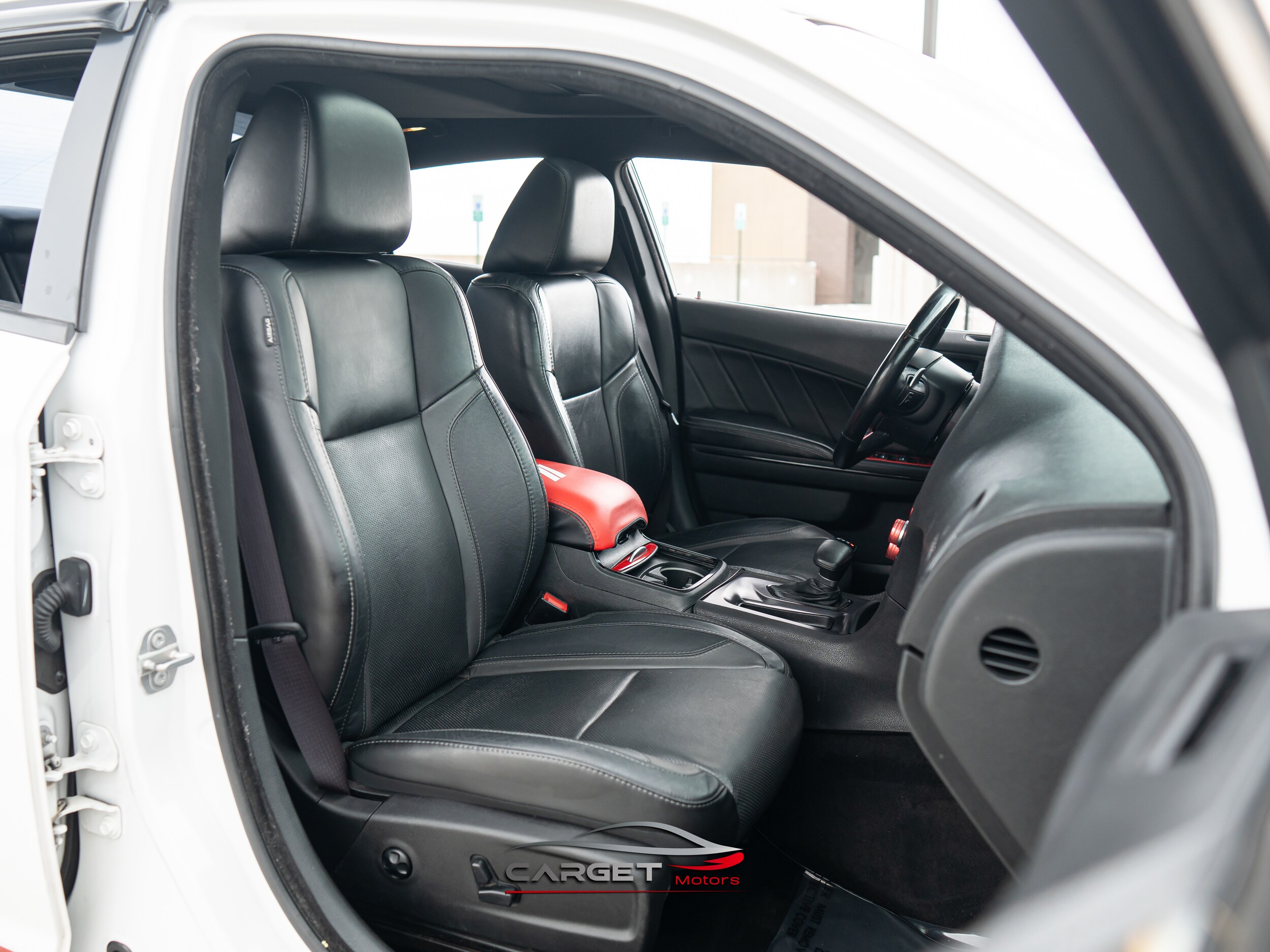 Vehicle image 13 of 49