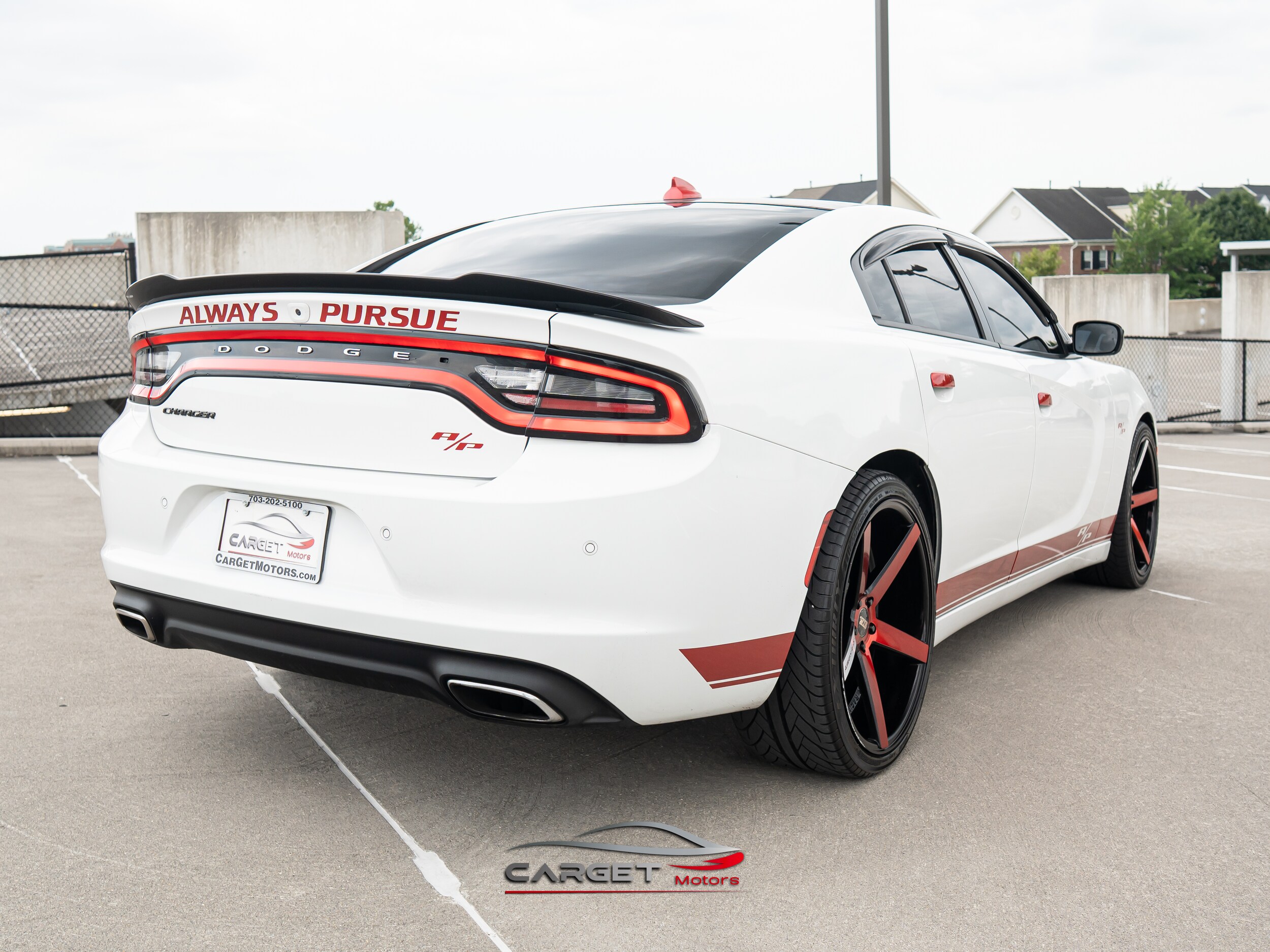 Vehicle image 4 of 49