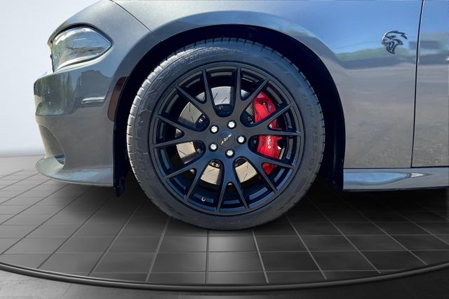 Vehicle image 11 of 35