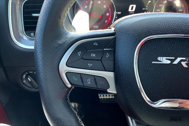 Vehicle image 14 of 35