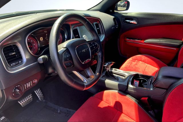 Vehicle image 20 of 35