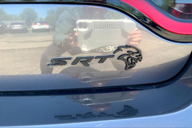 Vehicle image 10 of 35