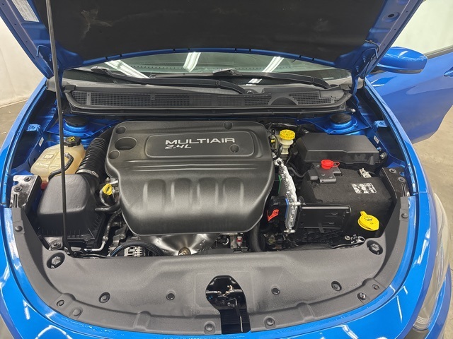 Vehicle image 9 of 29