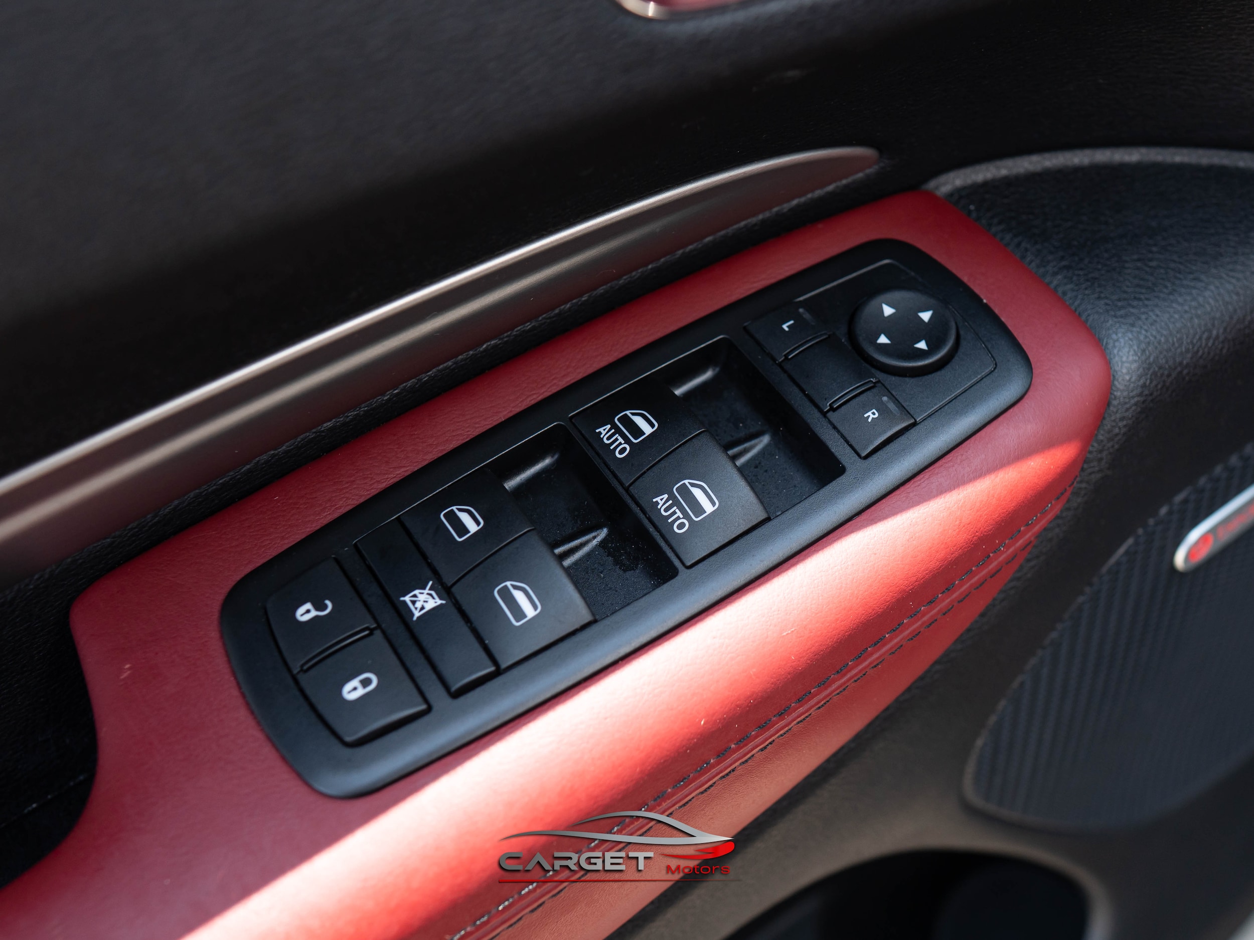 Vehicle image 39 of 61