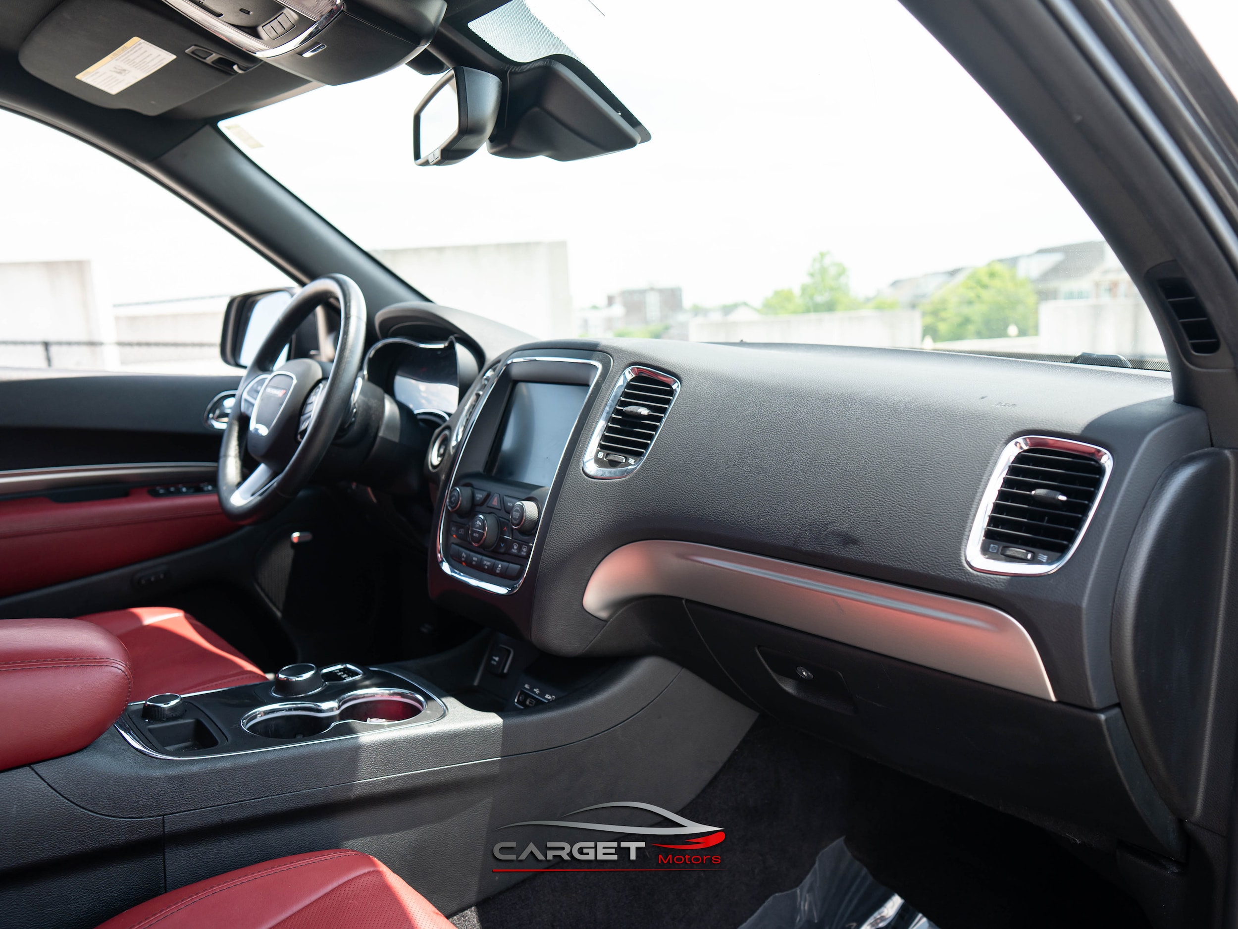 Vehicle image 13 of 61