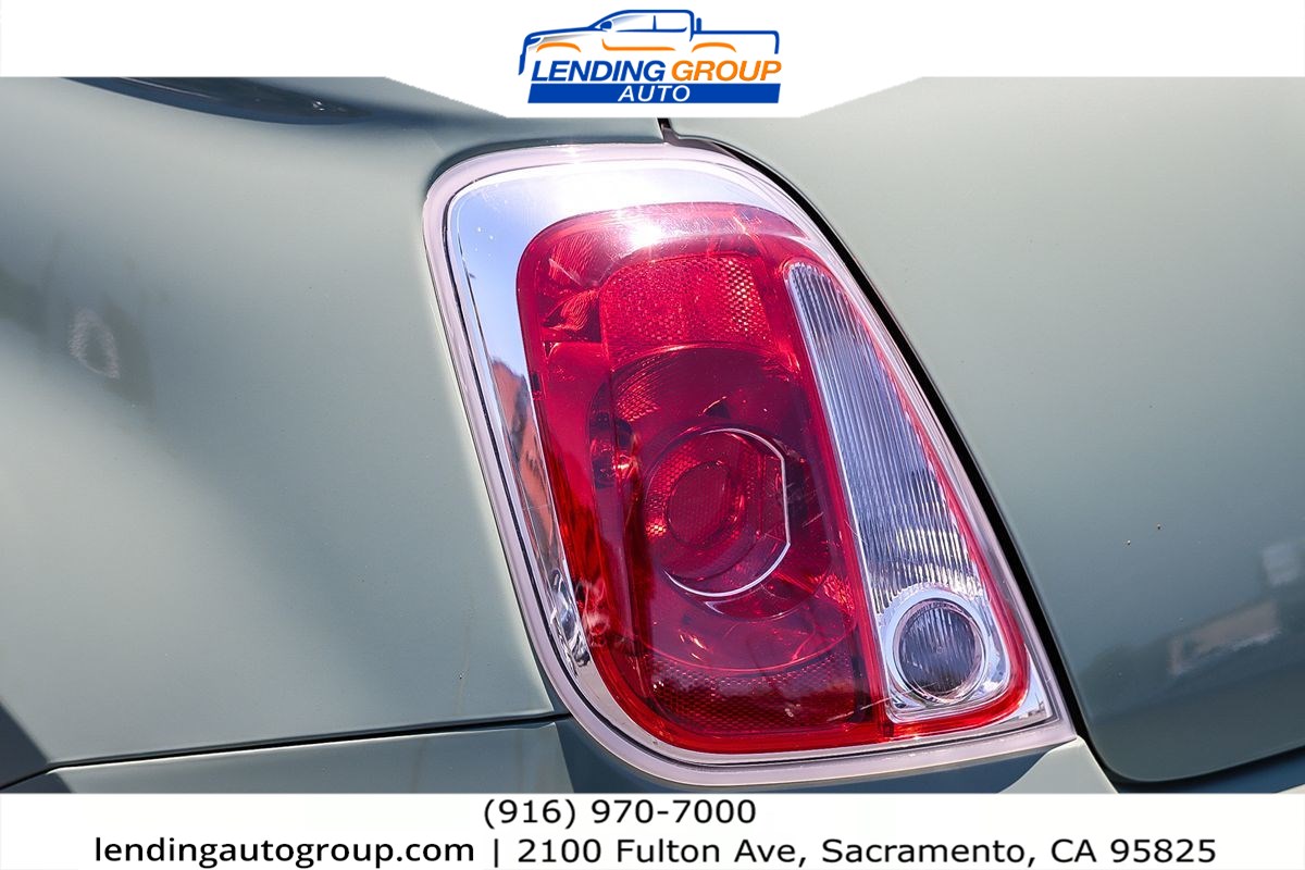 Vehicle image 8 of 24