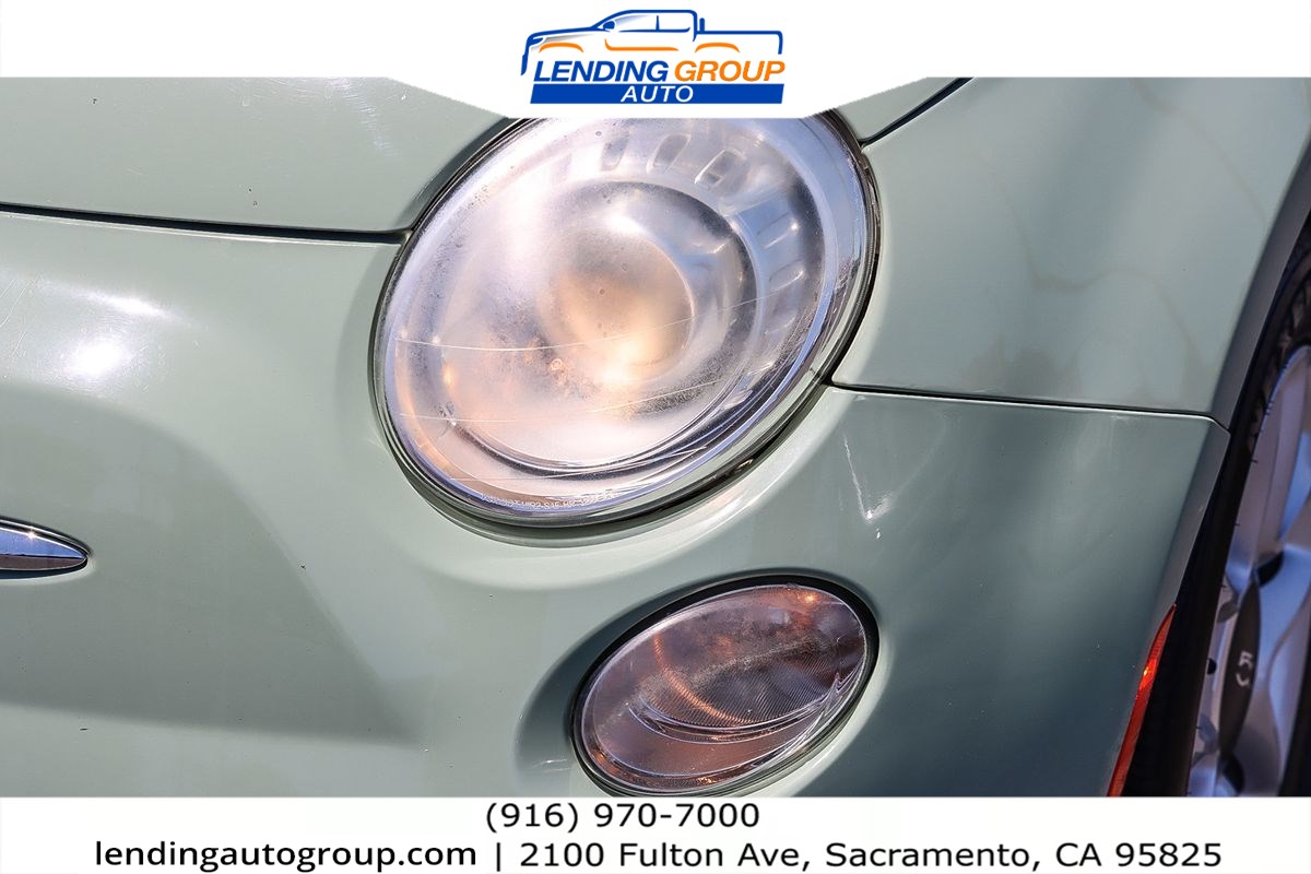 Vehicle image 7 of 24