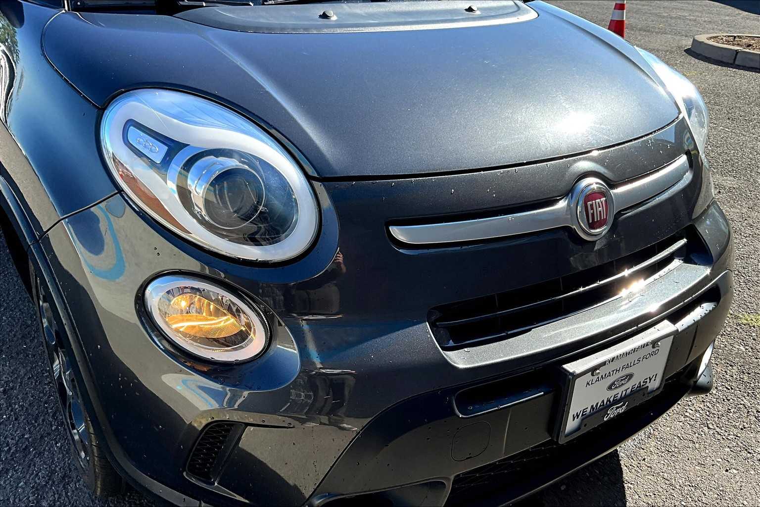 Vehicle image 32 of 36