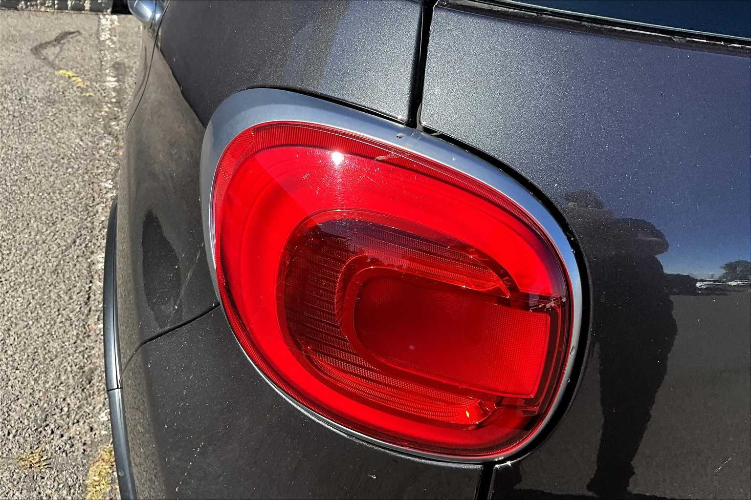 Vehicle image 29 of 36