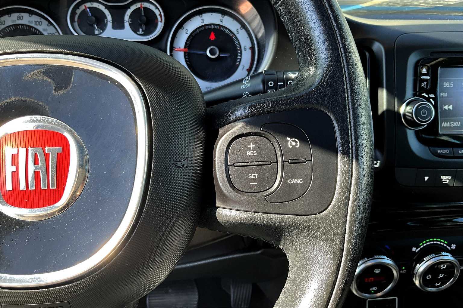 Vehicle image 33 of 36