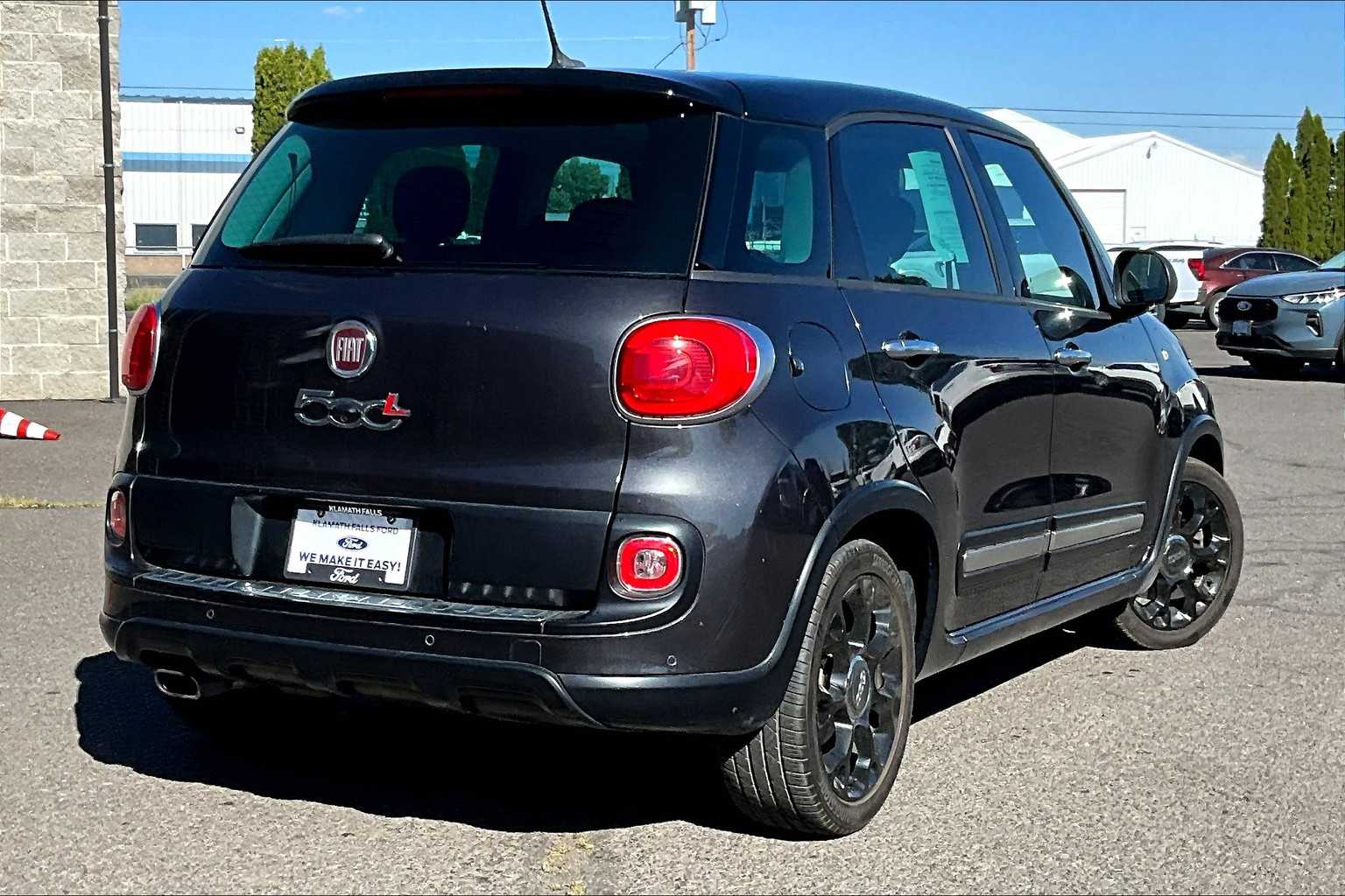 Vehicle image 4 of 36