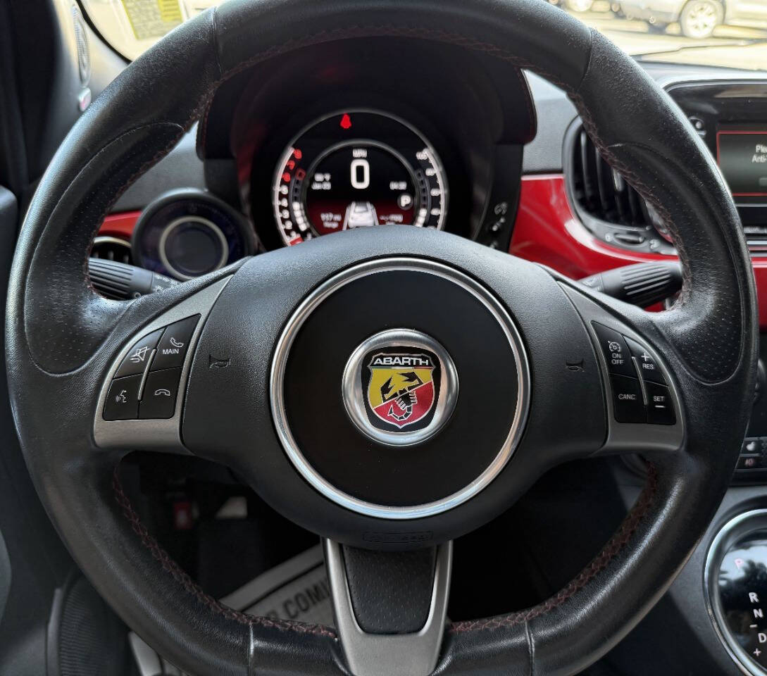 Vehicle image 22 of 30