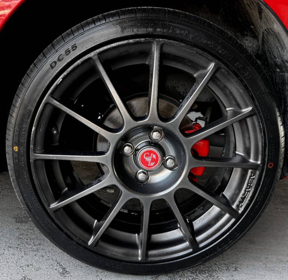 Vehicle image 14 of 30