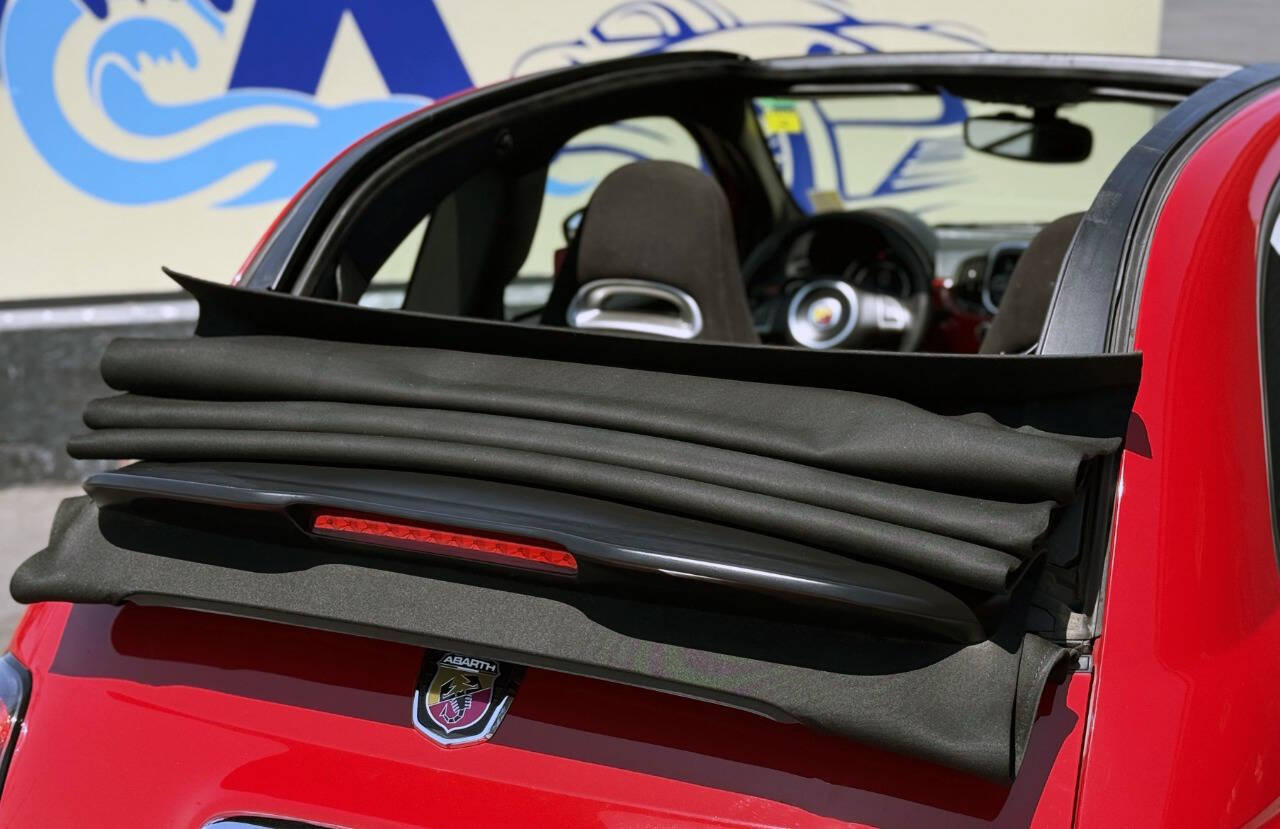 Vehicle image 20 of 30