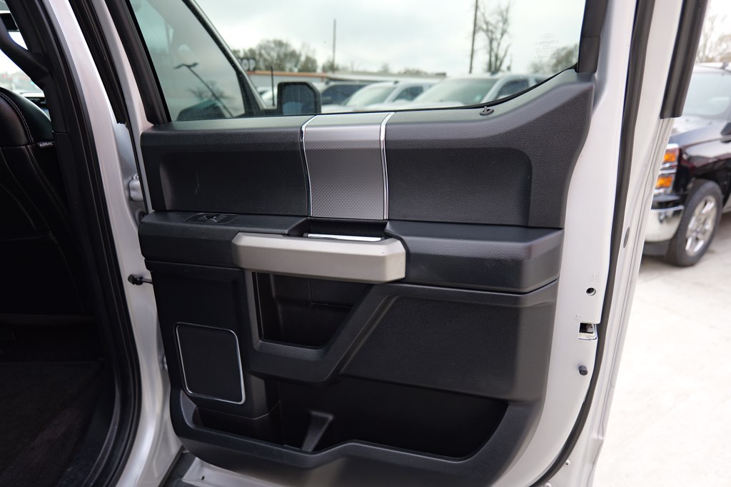 2016 Ford F-150 Image 18 of 44