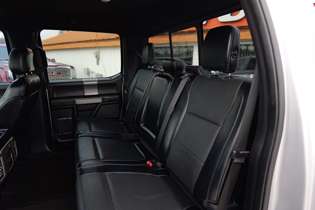 2016 Ford F-150 Image 17 of 44