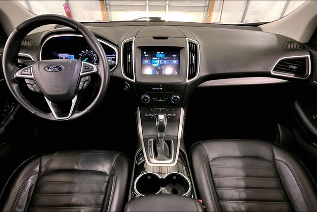 2016 Ford Edge SEL Image 15 of 33