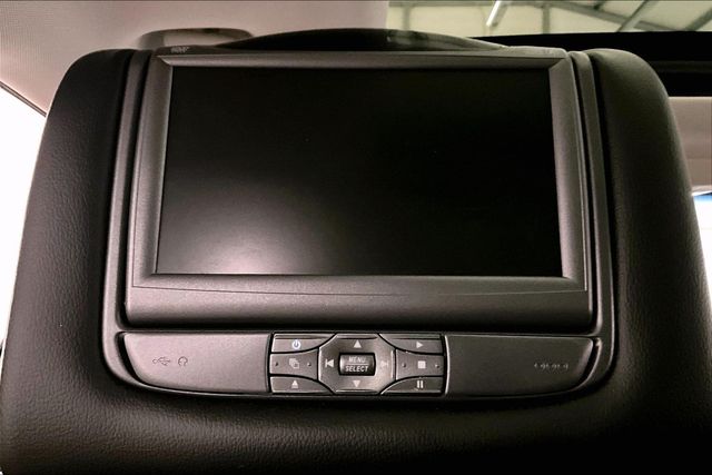 2016 Ford Edge SEL Image 29 of 33