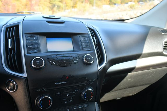 Vehicle image 20 of 27