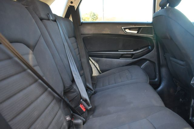Vehicle image 13 of 27