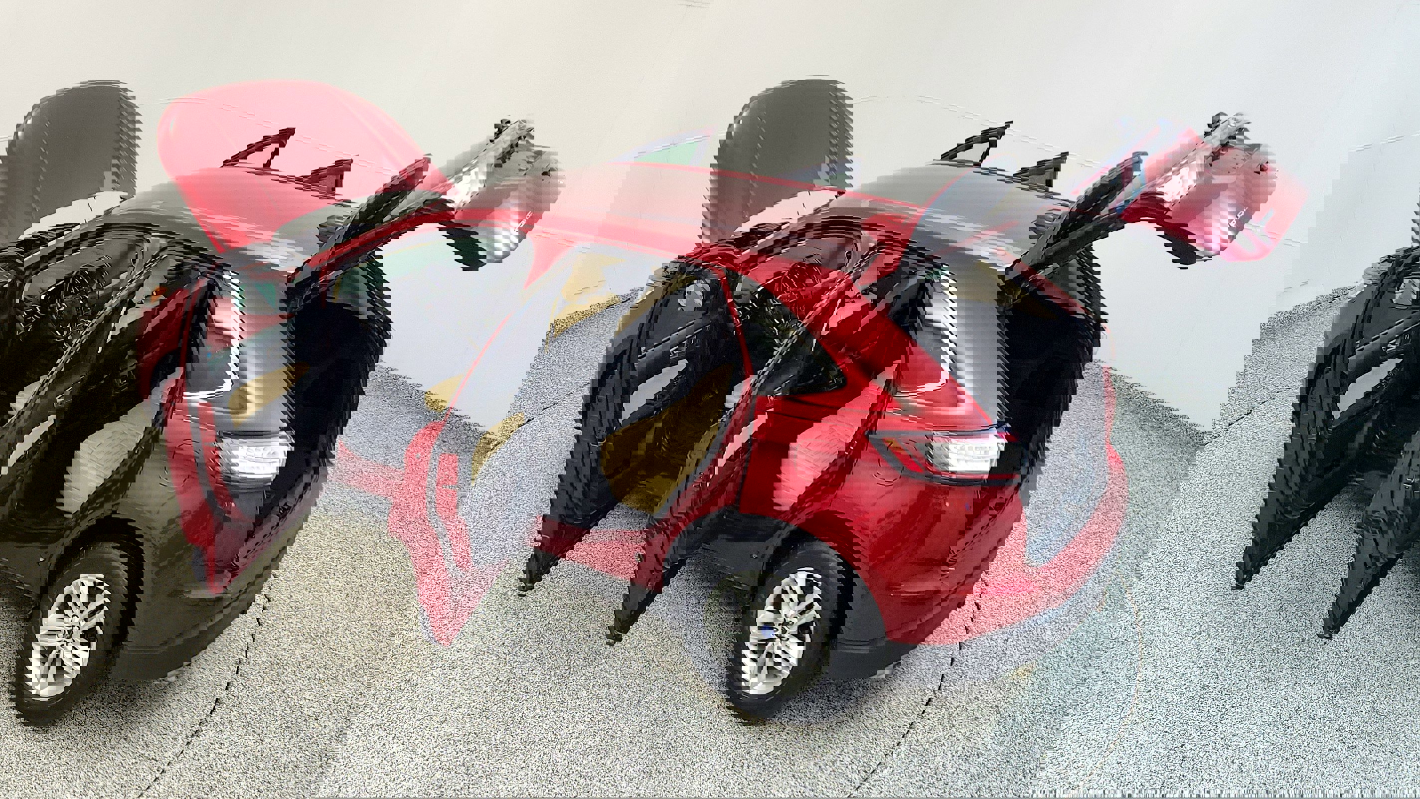 Vehicle image 18 of 32