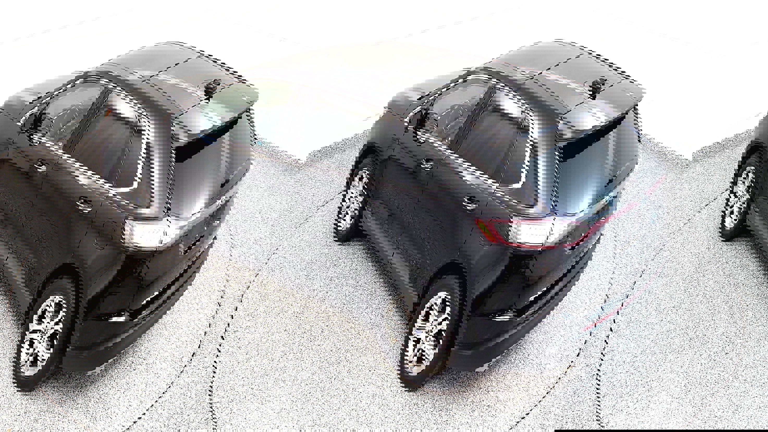 Vehicle image 14 of 35