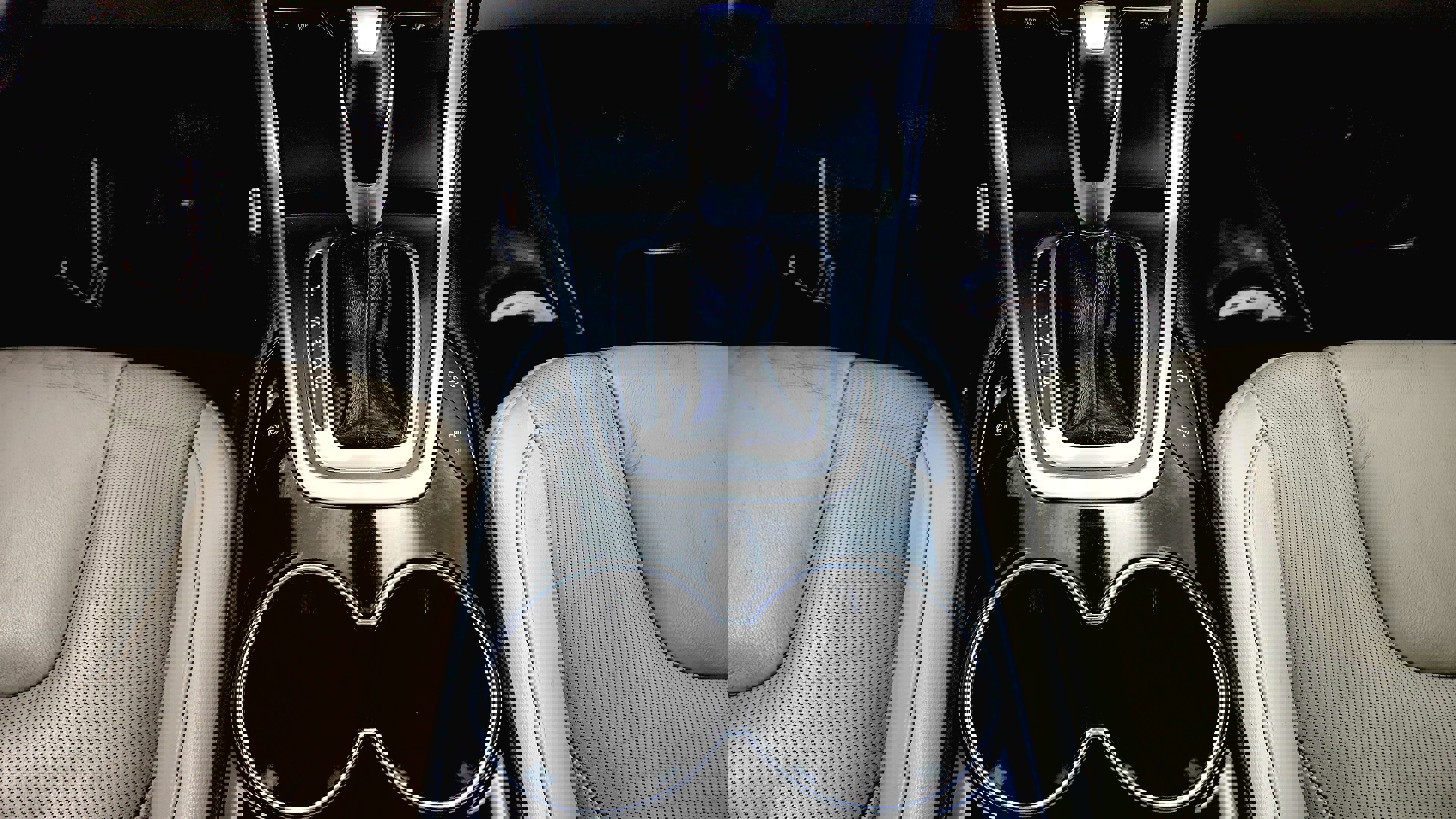 Vehicle image 26 of 35