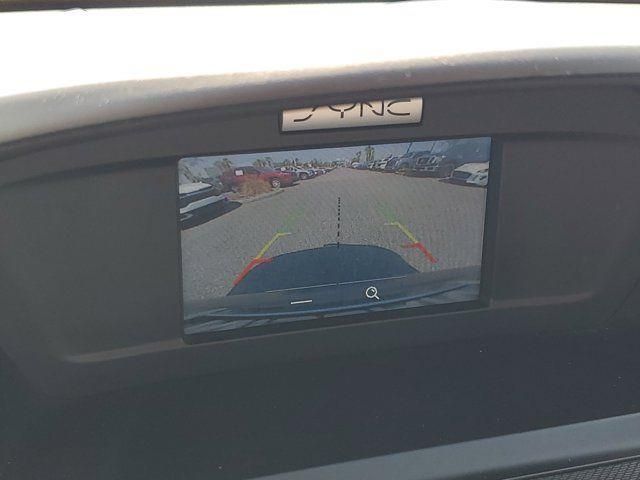 Vehicle image 20 of 23