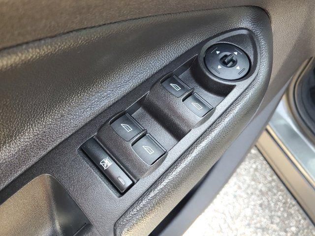Vehicle image 10 of 23