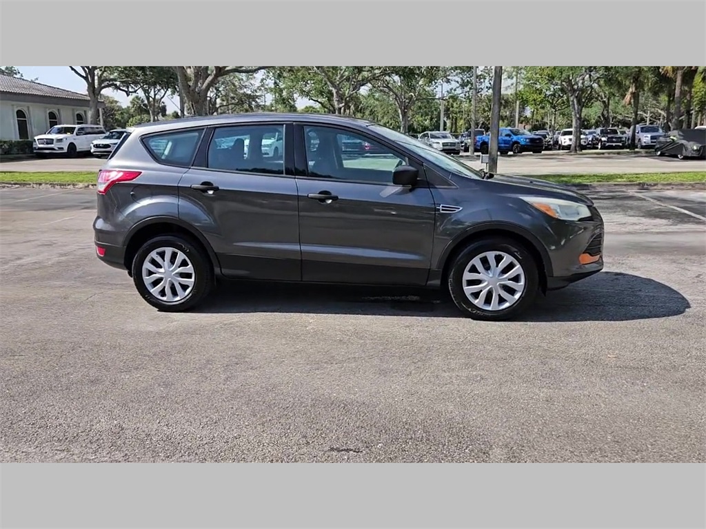 Vehicle image 10 of 49