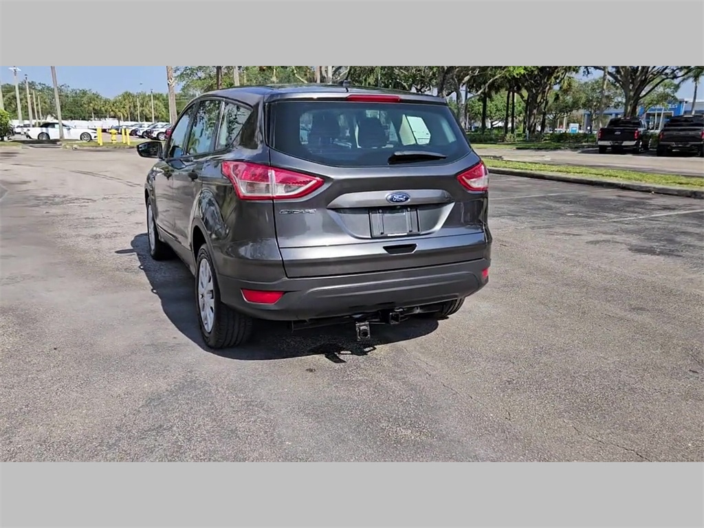 Vehicle image 25 of 49