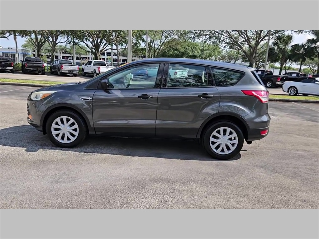 Vehicle image 26 of 49