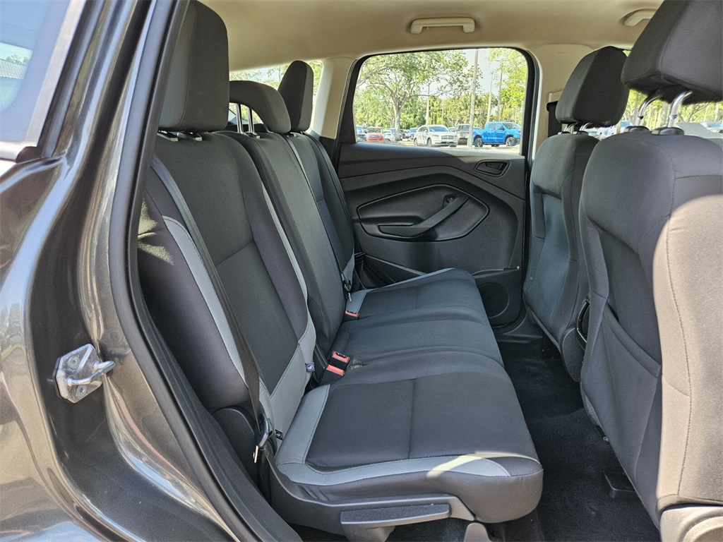 Vehicle image 37 of 49