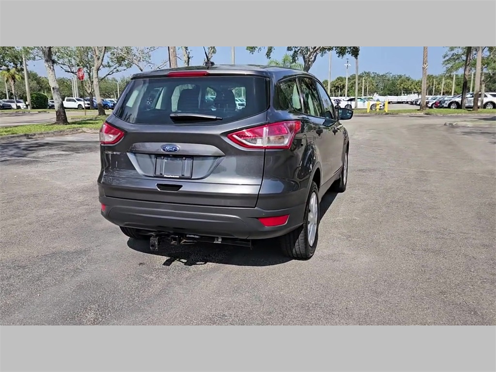 Vehicle image 17 of 49