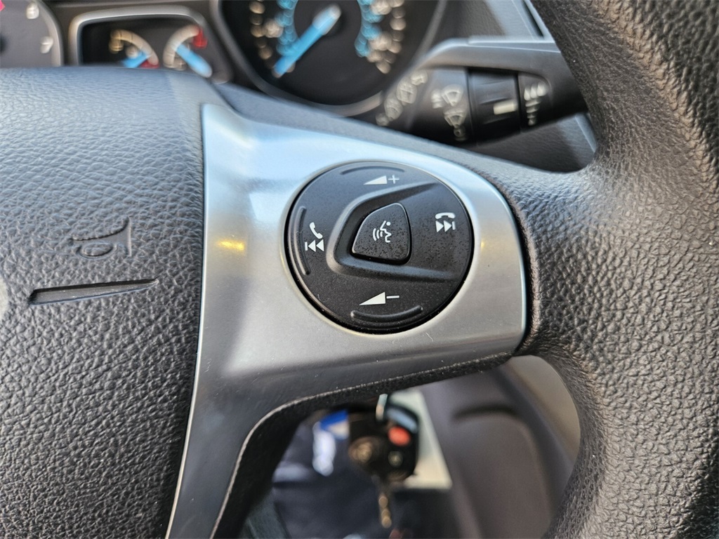Vehicle image 47 of 49