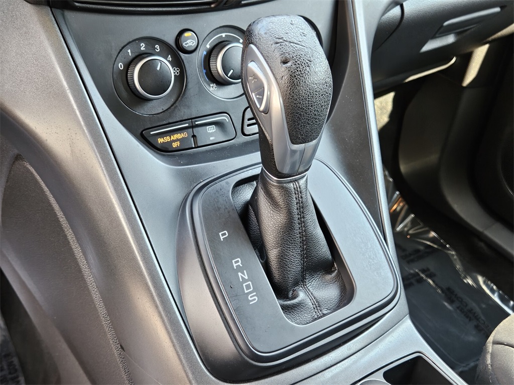 Vehicle image 43 of 49
