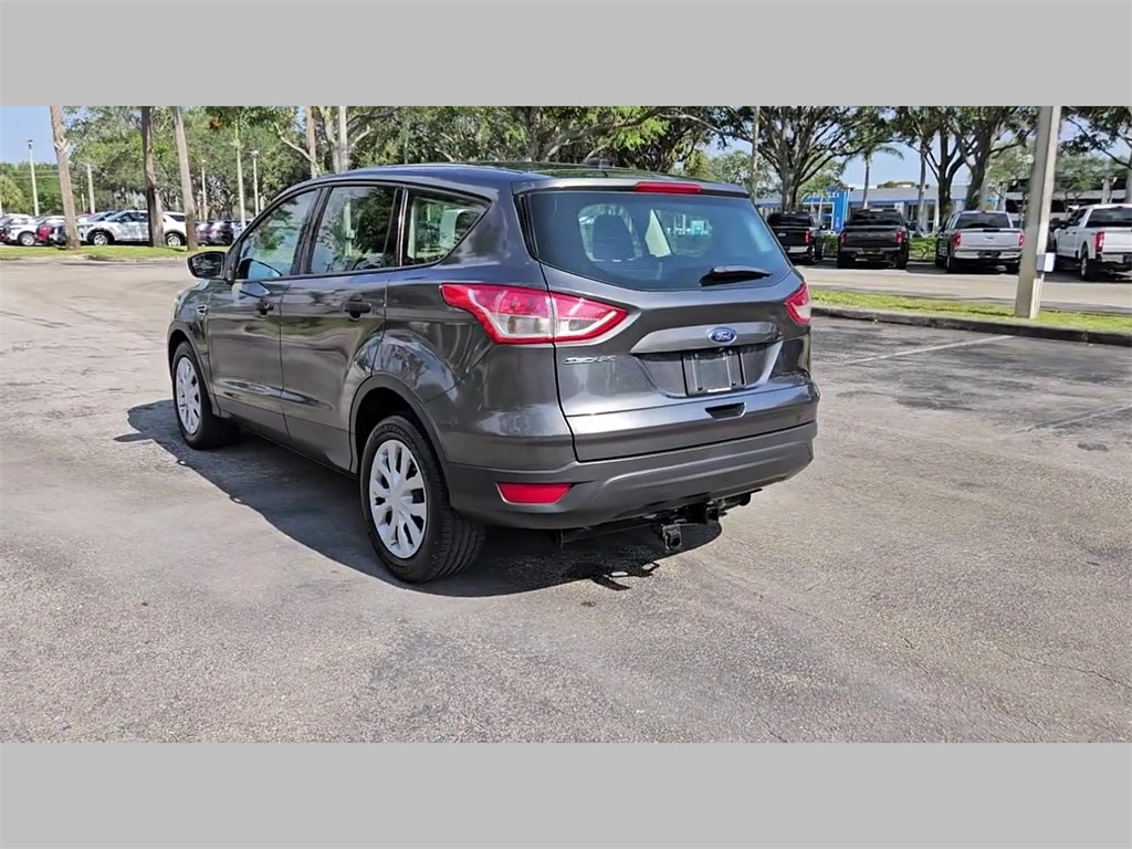 Vehicle image 28 of 49