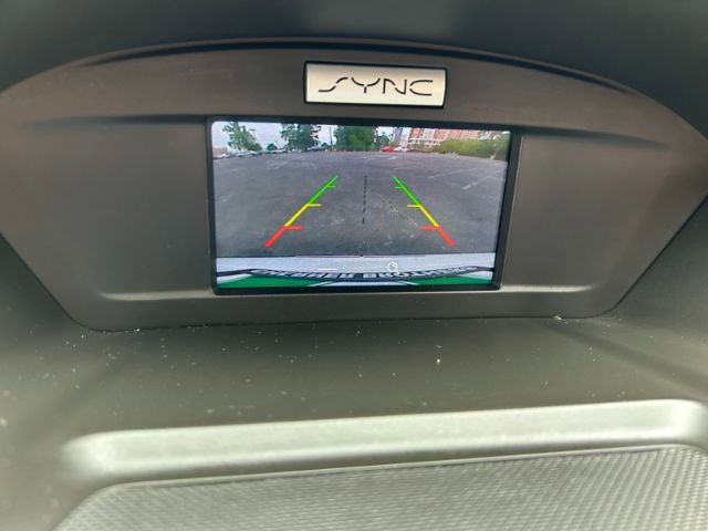 Vehicle image 27 of 42