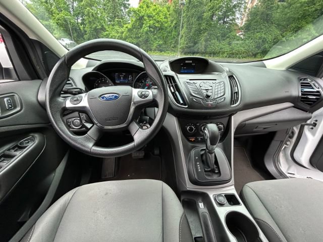 Vehicle image 24 of 42