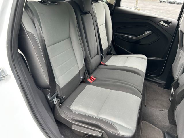 Vehicle image 21 of 42