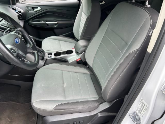Vehicle image 16 of 42