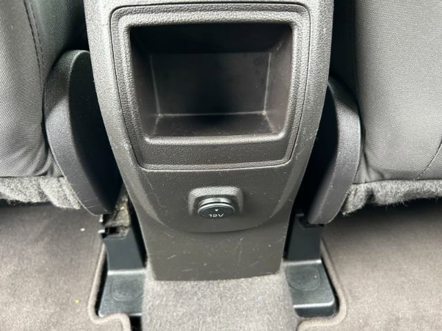 Vehicle image 39 of 42