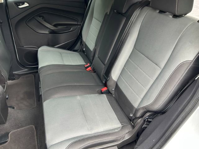 Vehicle image 20 of 42