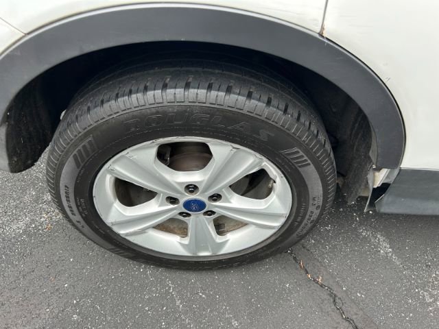 Vehicle image 11 of 42