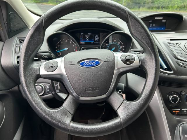 Vehicle image 25 of 42