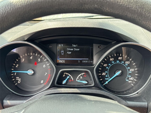 Vehicle image 15 of 27